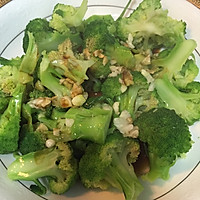 白灼西兰花的做法图解2