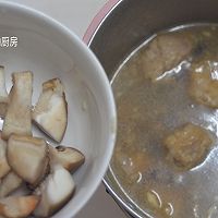 家常菜｜西兰花+红萝卜+焖鸡翅的做法图解4