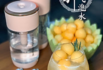 #助力高考营养餐#夏日蜜瓜气泡水的做法