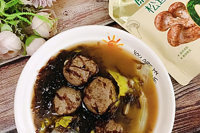 紫菜牛肉丸汤