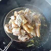 虫草花炖鸡汤的做法图解3
