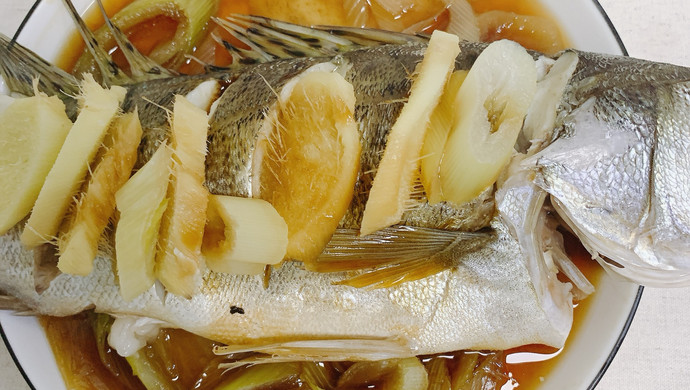 清蒸海鲈鱼孕妇产妇最佳菜肴