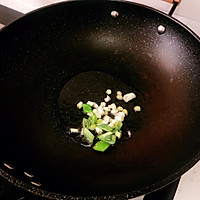 杏鲍菇炒肉片的做法图解3