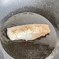 #宝宝的第一口辅食鱼#香煎挪威北极鳕鱼的做法图解4