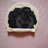 简单易做甘甜而不腻味的黑芝麻酱烙饼的做法图解6
