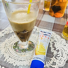 #在夏日饮饮作乐#越南滴漏咖啡加雀巢炼乳