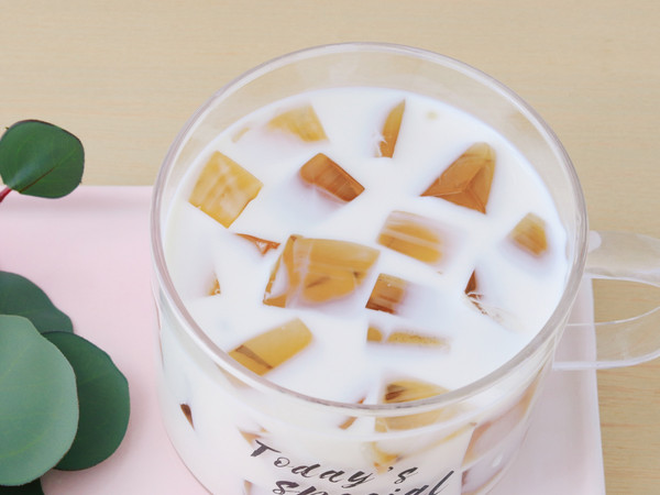 白桃乌龙椰汁茶冻