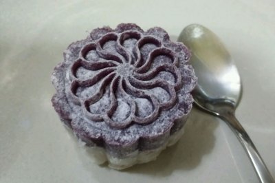 紫薯山药蔓越莓糕