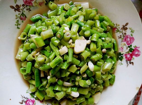 超简单家常蒜香豆角碎