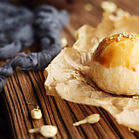 不破皮的蛋黄酥的做法图解1