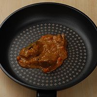 法式牛腩薄脆披萨的做法图解2