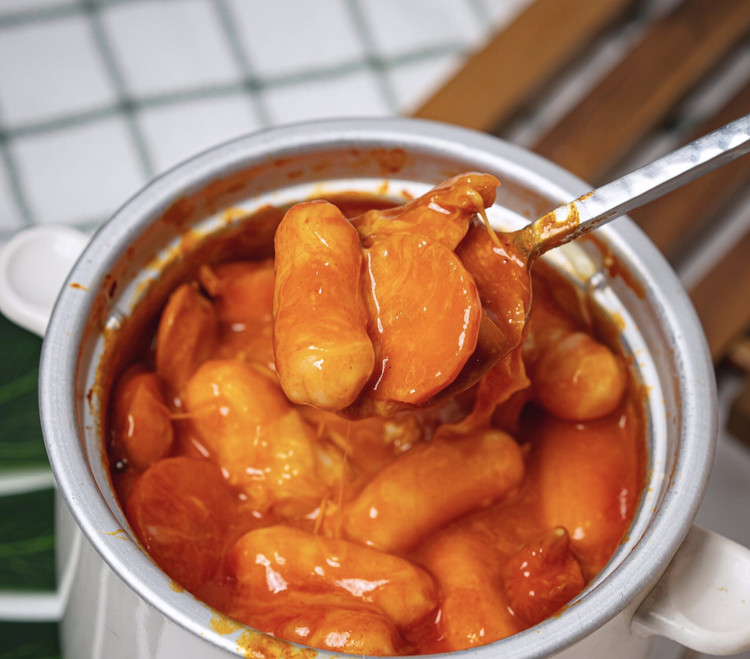 电饭锅简易版韩国芝士香肠年糕的做法