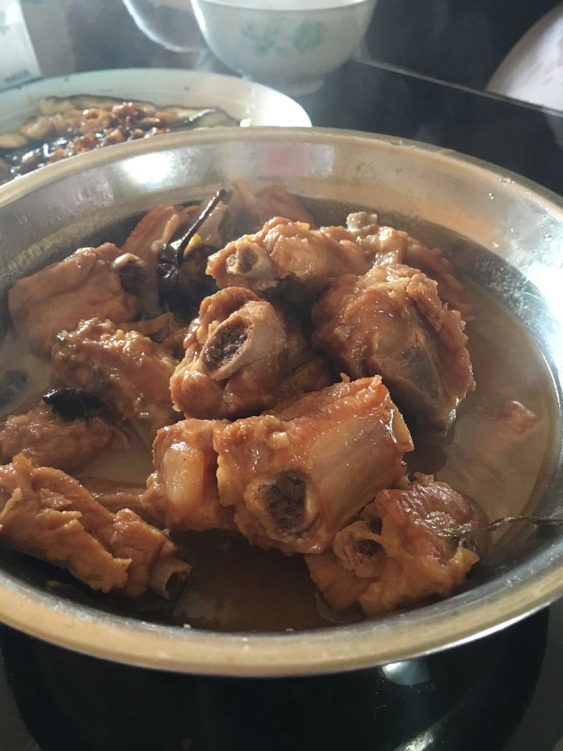 Braised spare ribs