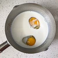 爆浆蓝莓吐司边布丁的做法图解3