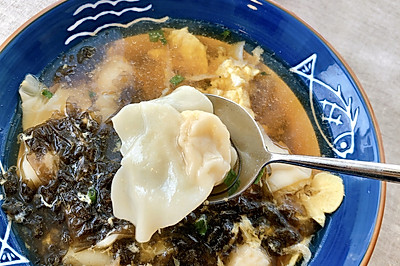 鲜掉眉毛 鸡肉冬笋小云吞