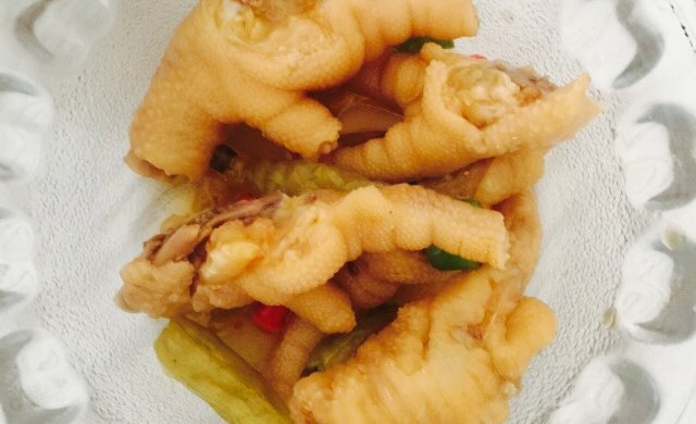 酸辣泡椒凤爪
