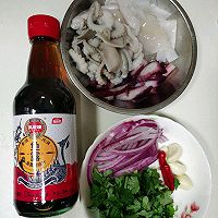 泰式凉拌海鲜的做法图解1