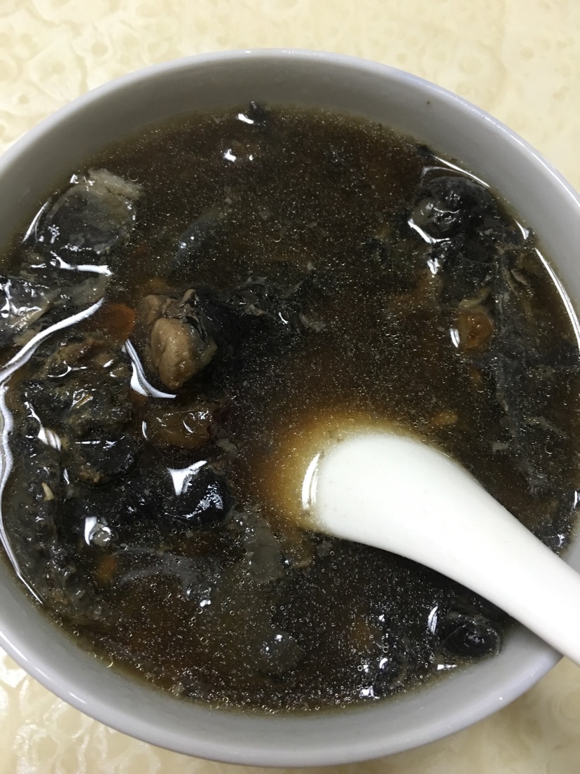 御膳乌鸡煲 药膳！！！的做法图解3