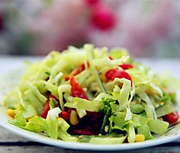 轻脂瘦身的蔬菜沙拉的做法