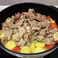 红酒炖雪花牛肉的做法图解16
