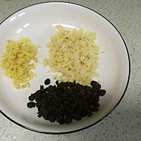 豉汁蒸排骨的做法图解1