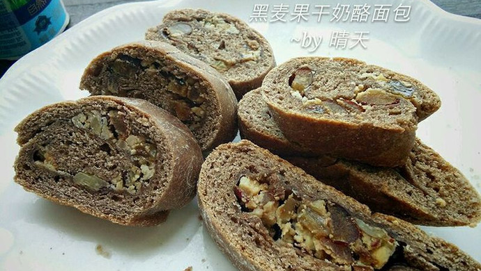 软欧包~黑麦果干奶酪面包