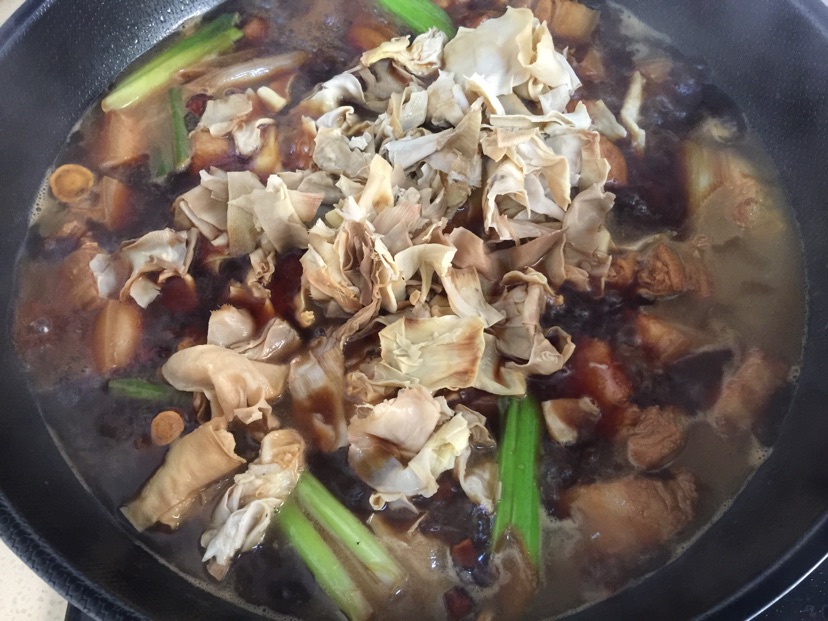 笋衣红烧肉的做法图解4