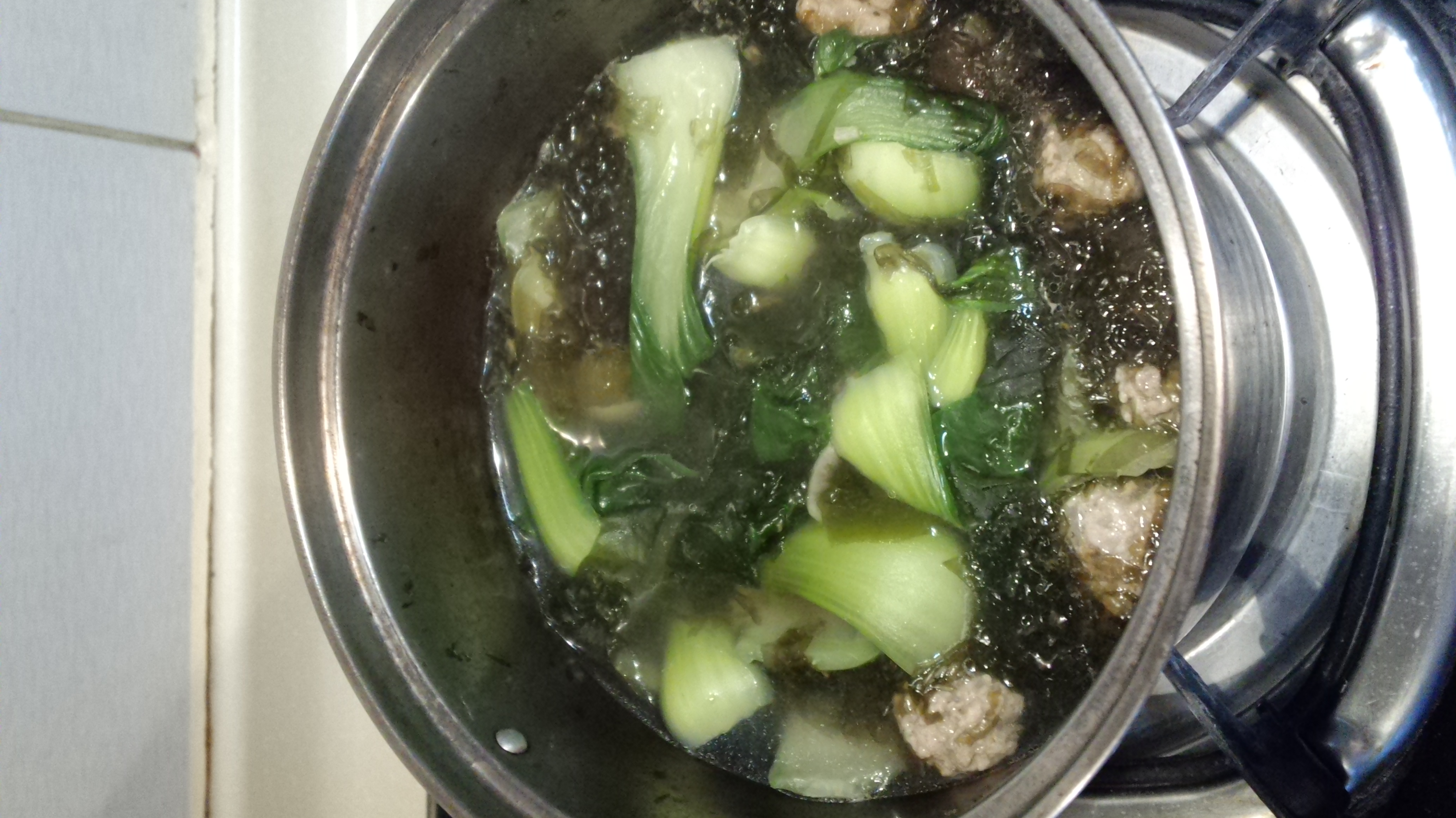 酥肉小油菜汤怎么做_酥肉小油菜汤的做法_豆果美食