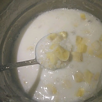 牛奶燕麦香蕉粥的做法图解3