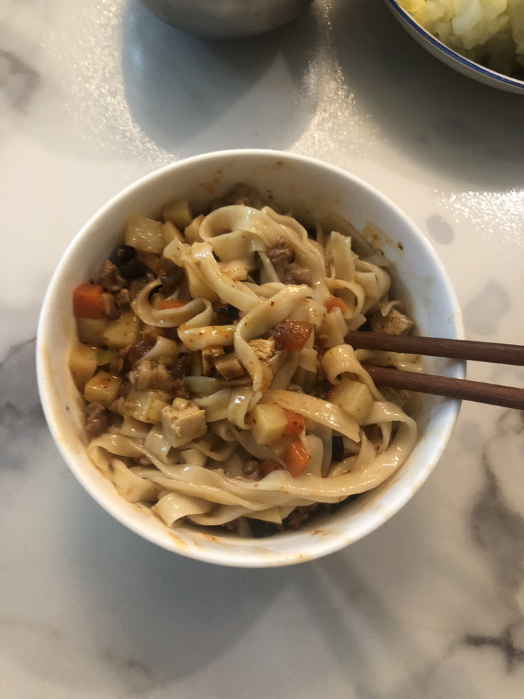 羊肉臊子面的做法