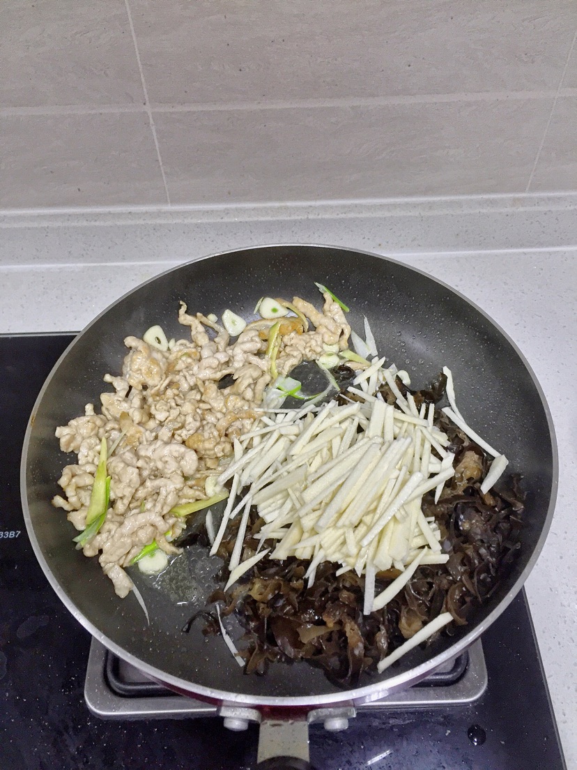 小当家的鱼鱼鱼鱼香肉丝的做法图解5