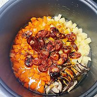 懒人菜谱【腊肠土豆焖饭】的做法图解5