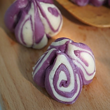 优雅的紫薯花卷