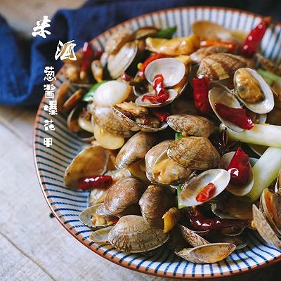 米酒葱酱爆花甲