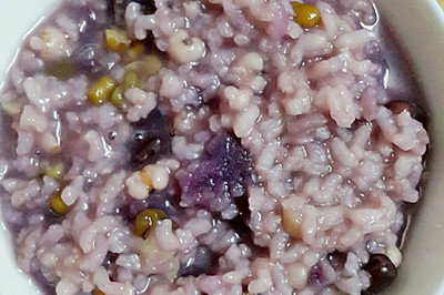 紫薯薏米红豆粥