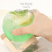 #玩心出道丨夏日DIY玩心潮饮挑战赛#薄荷柠檬汽水的做法图解8
