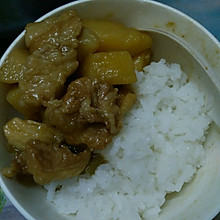 五花肉炖土豆（孕妇食谱）