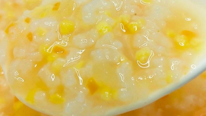 果蔬玉米碴粥 8+宝宝辅食