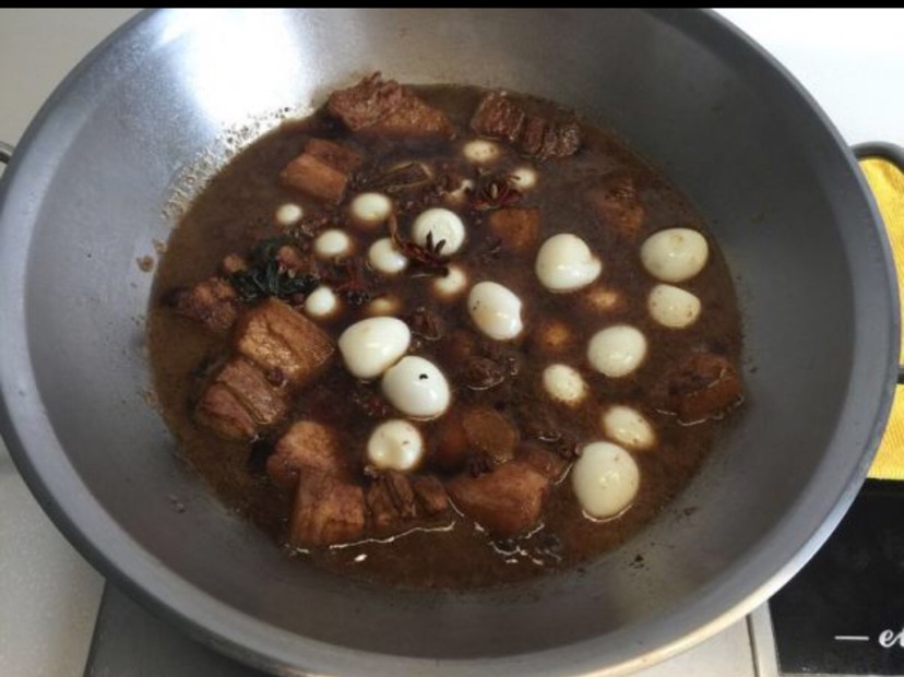 鹌鹑蛋红烧肉#金龙鱼外婆香小榨菜籽油#的做法图解8