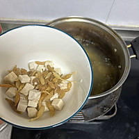 养生厨房之茯苓麦冬小米粥的做法图解3