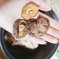 味道最棒的炖鸡腿的做法图解2