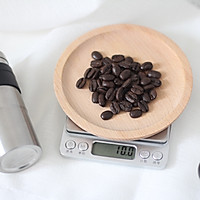 黄金曼特宁——手冲咖啡的制作的做法图解2