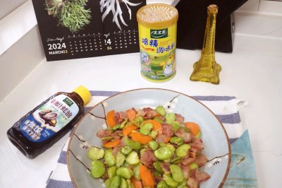 鲍汁培根炒蚕豆瓣