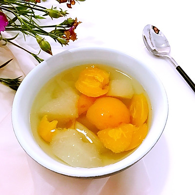 雪梨枇杷羹，咳嗽时的一味良药