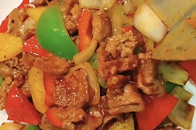 彩椒炒牛肉
