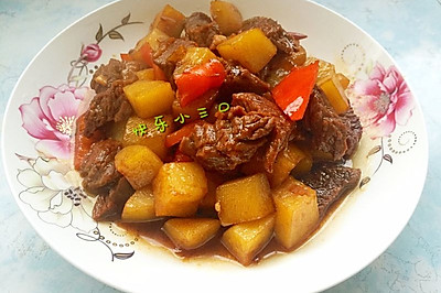 土豆炖牛肉