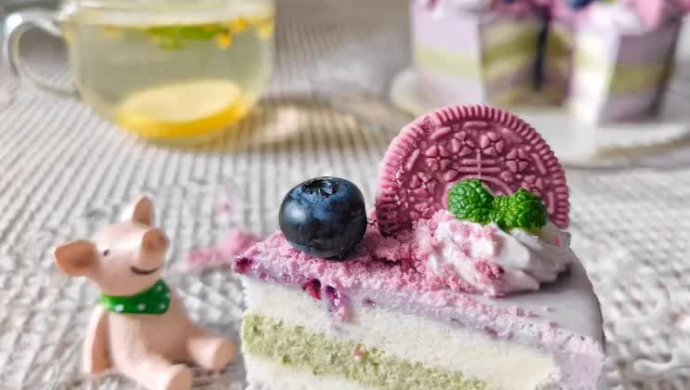 蓝莓薄荷慕斯蛋糕