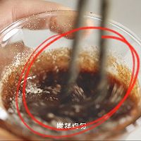 #美食视频挑战赛#无油蒜香蜂蜜烤鸡翅的做法图解5