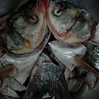 麻辣肥肠鱼的做法图解1