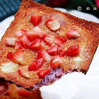 #一道菜表白豆果美食#酸甜草莓黄油烤吐司的做法图解9